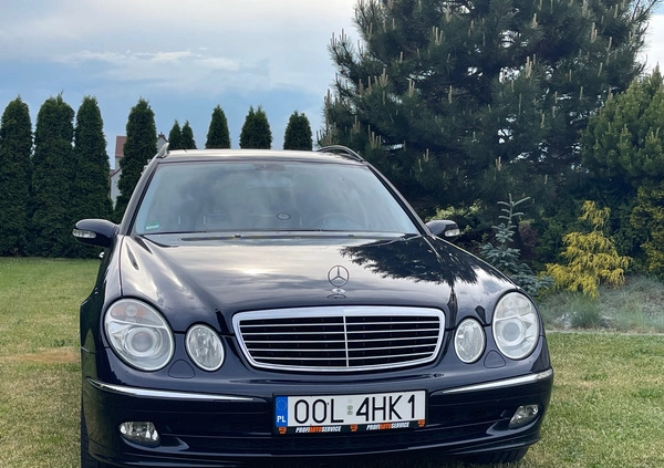 Mercedes-Benz Klasa E cena 28900 przebieg: 260000, rok produkcji 2005 z Dobrodzień małe 172